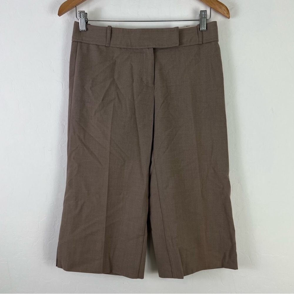 BCBMaxazria Capri Pants Size 0 tan wide leg capris trouser